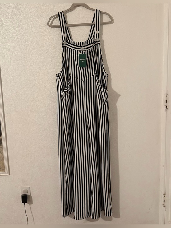 HALARA Pants - Halara Striped Wide Leg Overalls Women XL Tall Black White Bib Jumpsuit Flow NWT